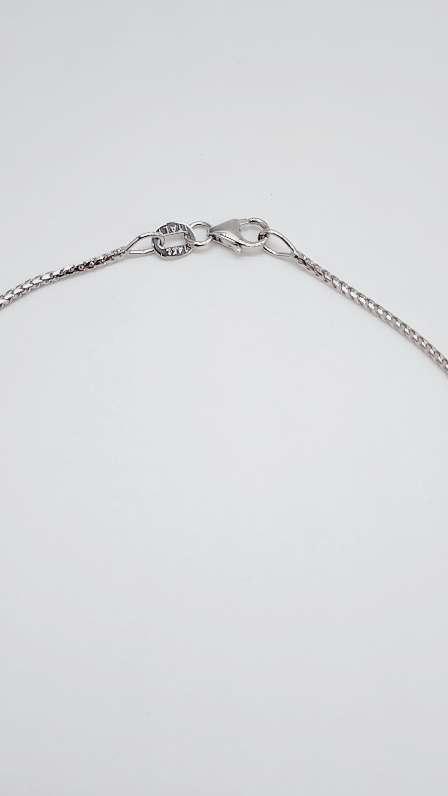 0.82 Carats Heart Shape Amethyst Necklace 14 Karat White Gold