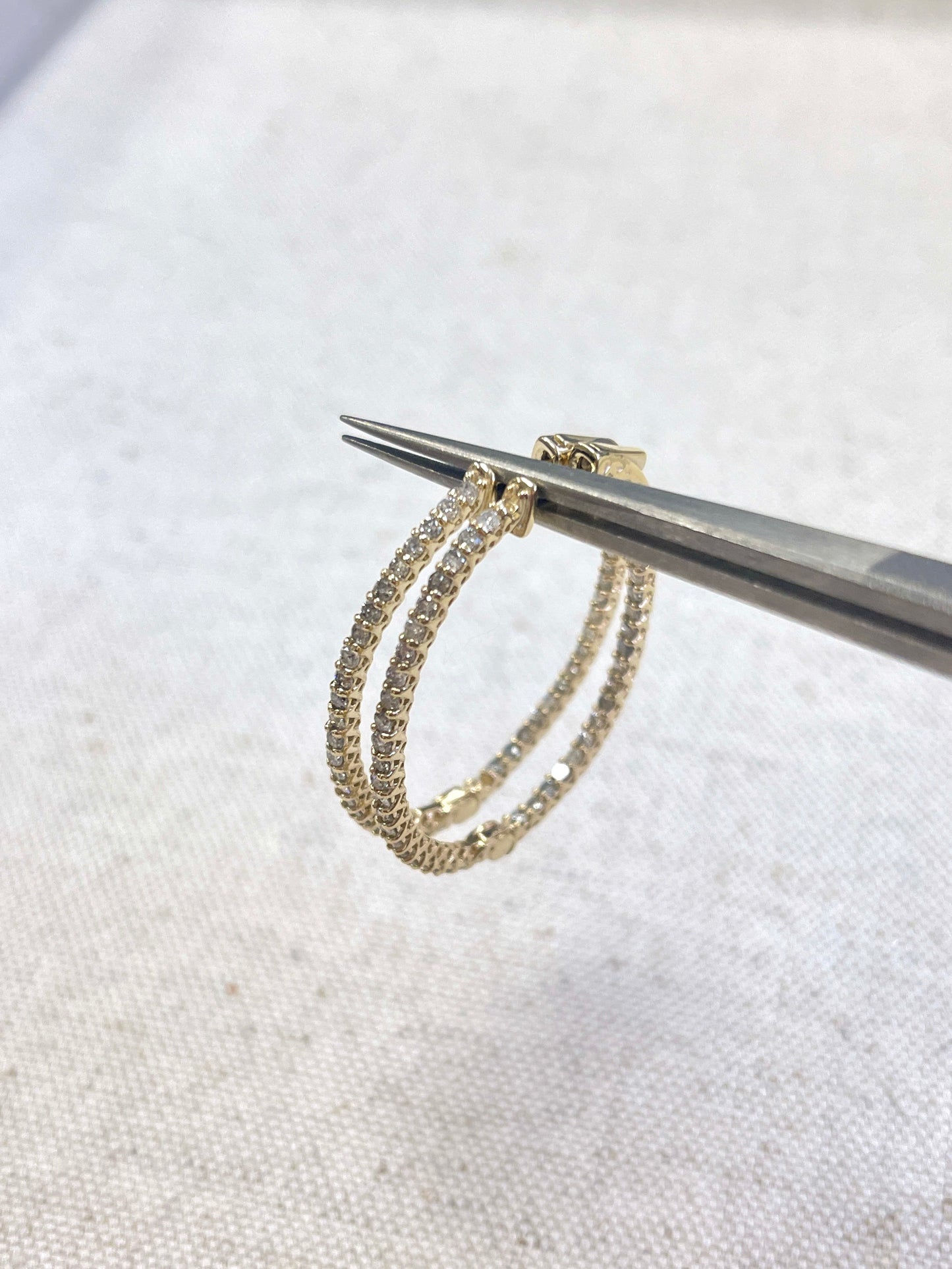 1.45 Carat Diamond Oval Hoops Earrings 14 Karat Yellow Gold