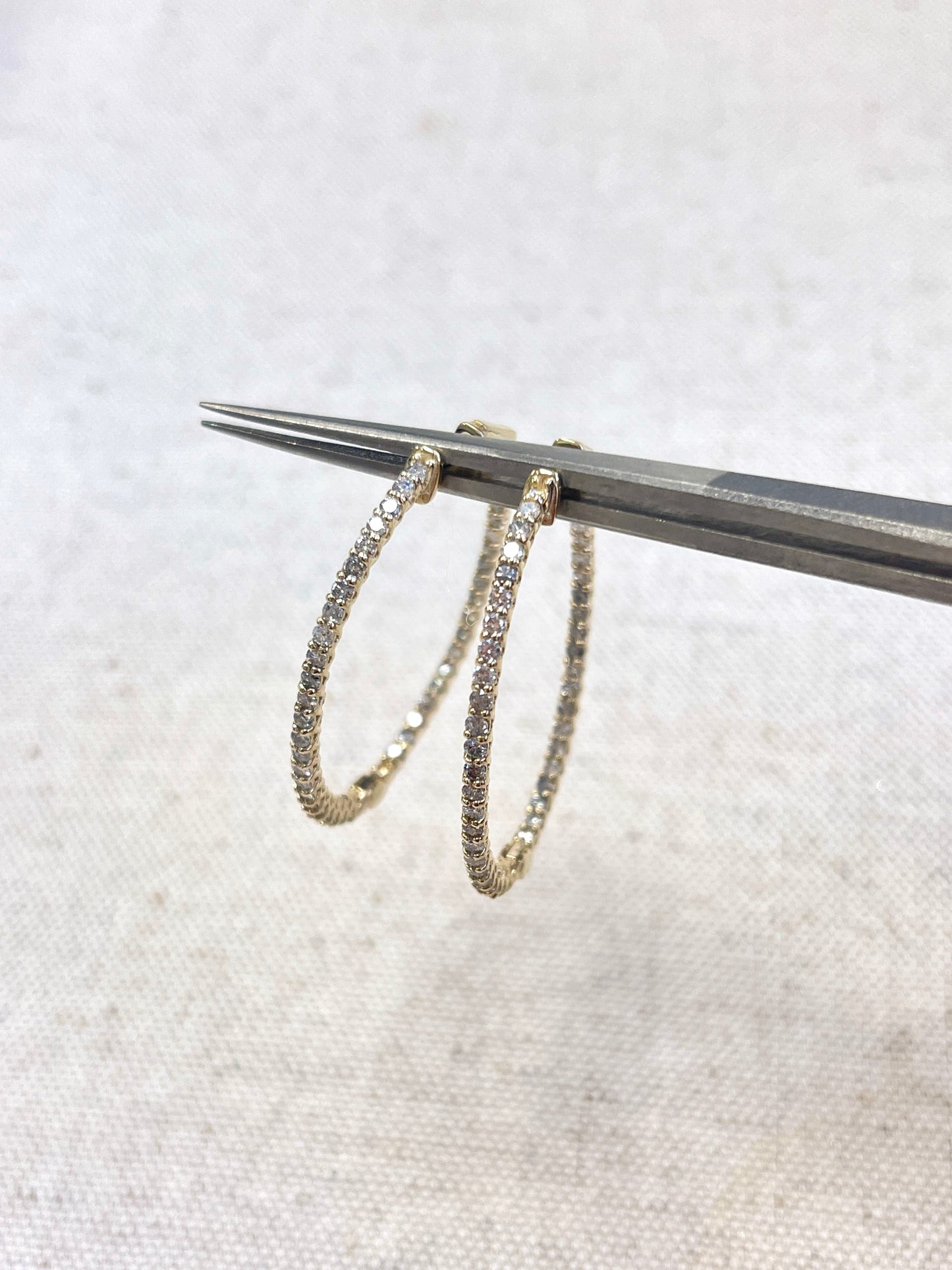 1.45 Carat Diamond Oval Hoops Earrings 14 Karat Yellow Gold