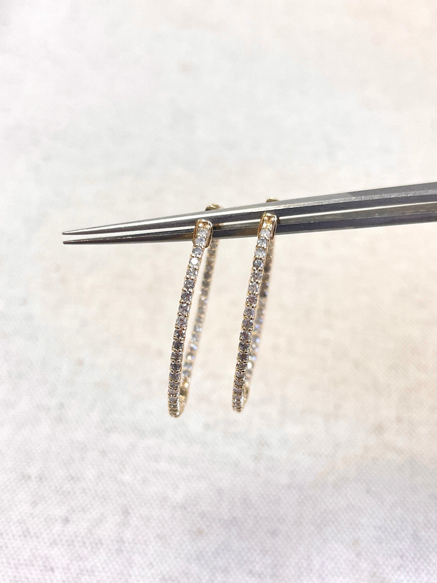 1.45 Carat Diamond Oval Hoops Earrings 14 Karat Yellow Gold