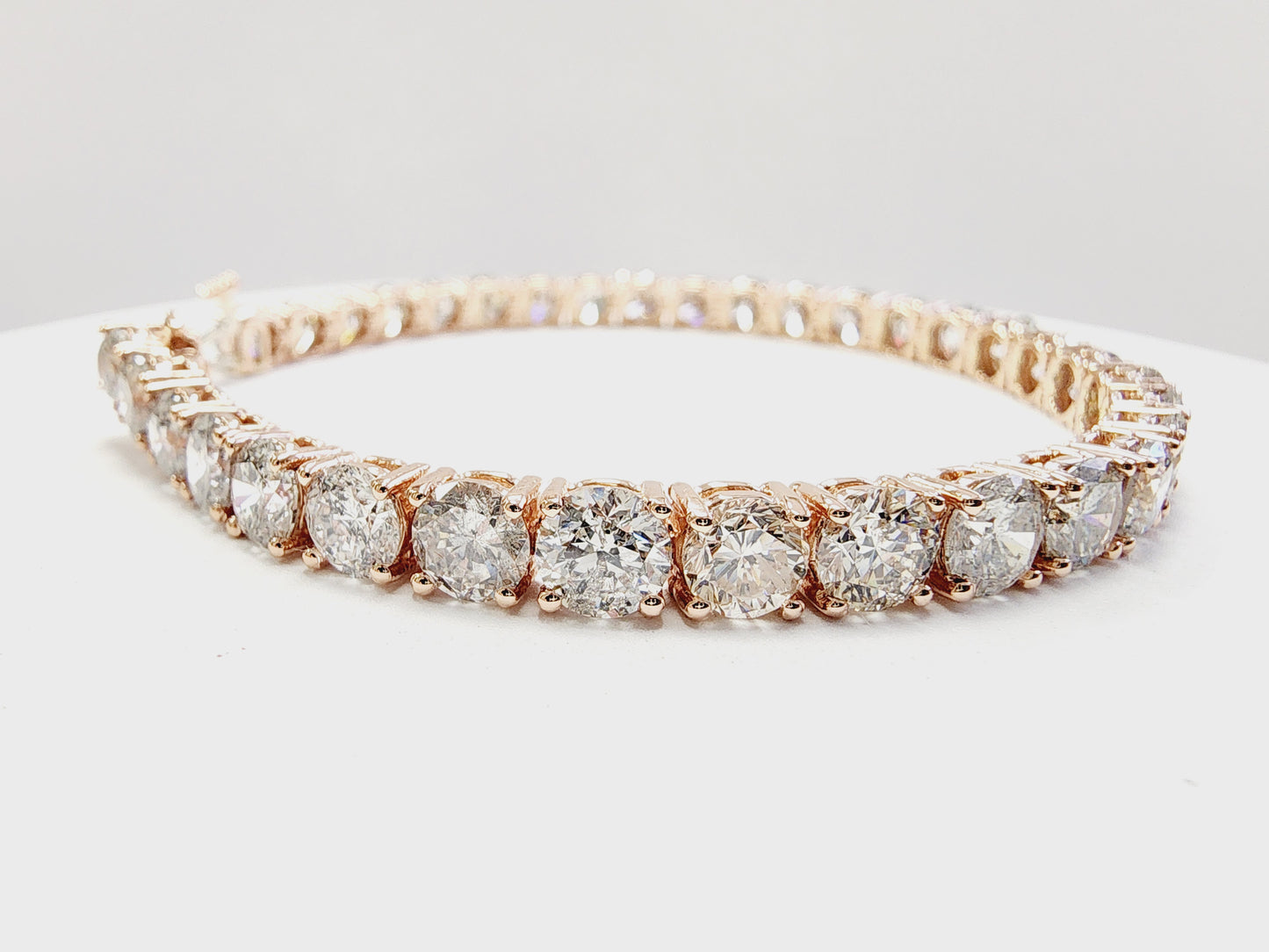 19.40 Carat Round Brilliant Cut Diamond Tennis Bracelet 14 Karat Rose Gold