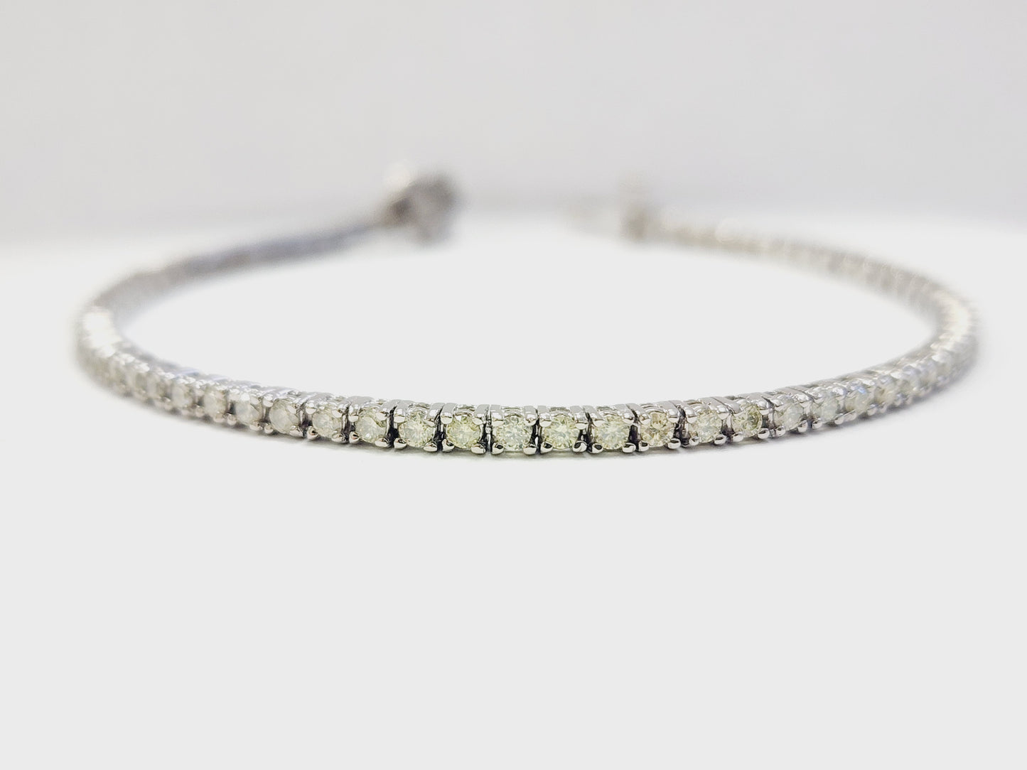 1.90 Carat Natural Diamond Tennis Bracelet 14 Karat White Gold