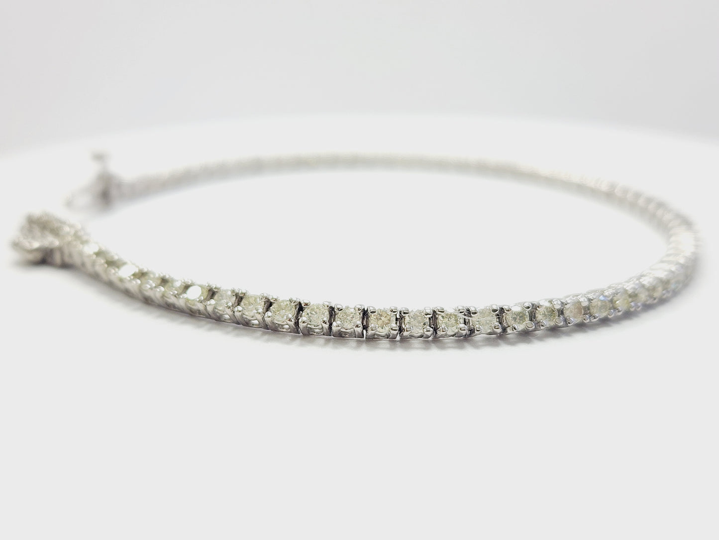 1.90 Carat Natural Diamond Tennis Bracelet 14 Karat White Gold