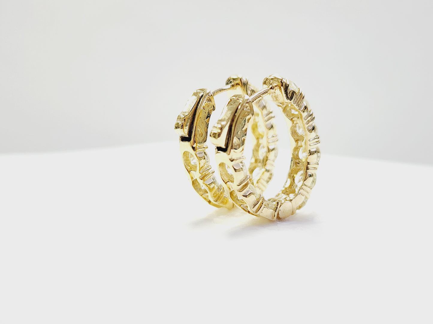 4.62 Carat Diamond Hoops Earrings 14 Karat Yellow Gold