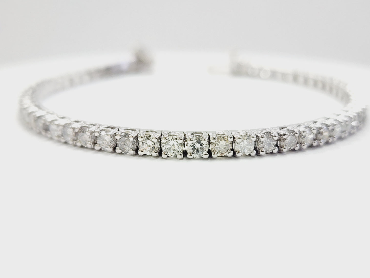 5.36 Carat Natural Diamond Tennis Bracelet 14 Karat White Gold