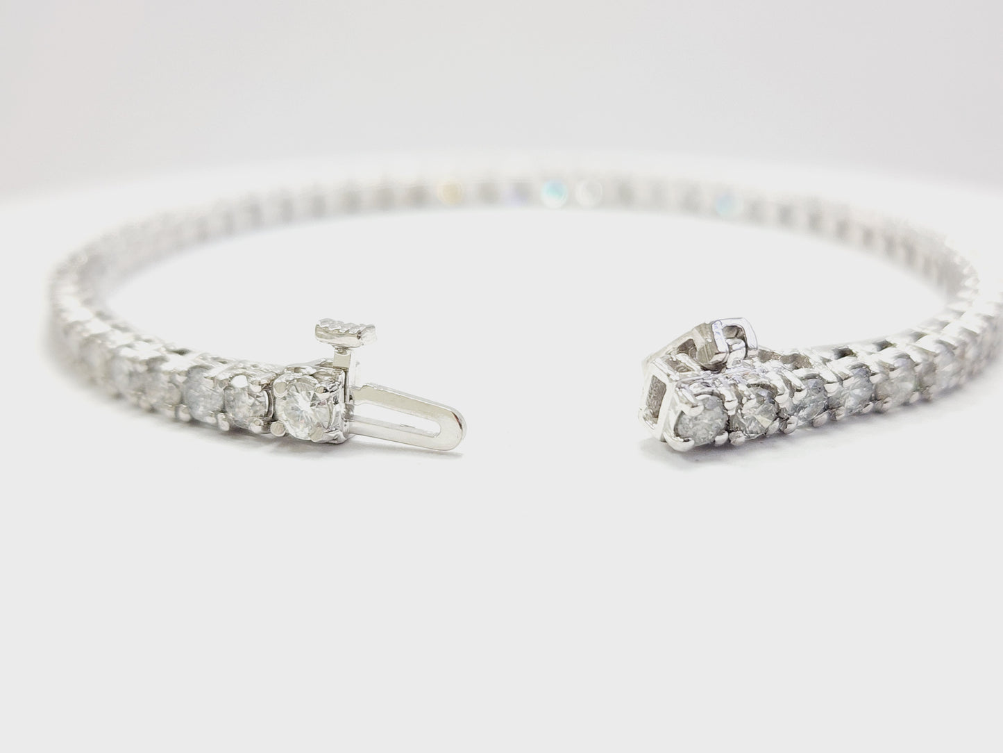5.36 Carat Natural Diamond Tennis Bracelet 14 Karat White Gold