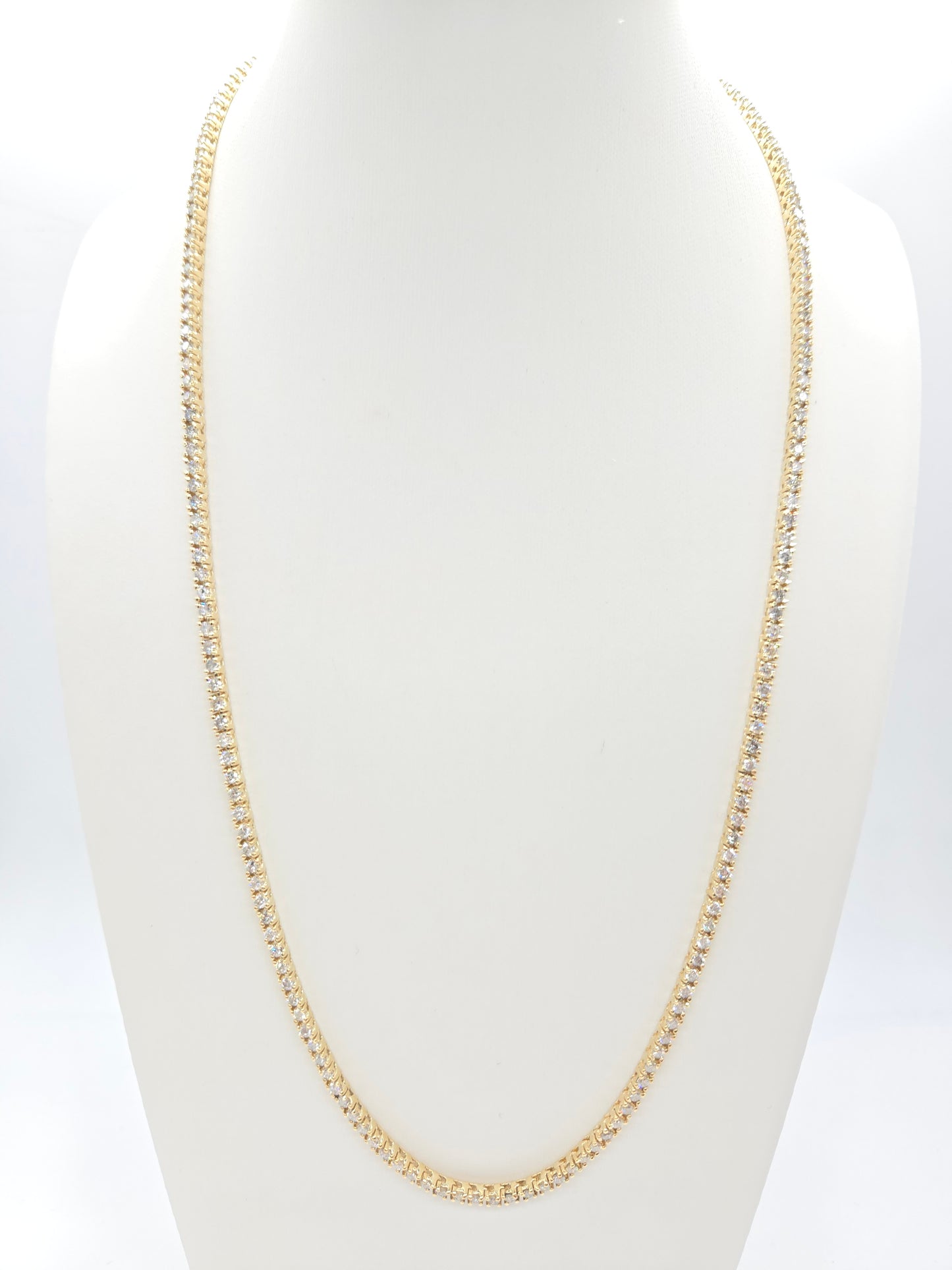 8.84 Carat Round Natural Diamond Tennis Necklace 14 Karat Yellow Gold 22''