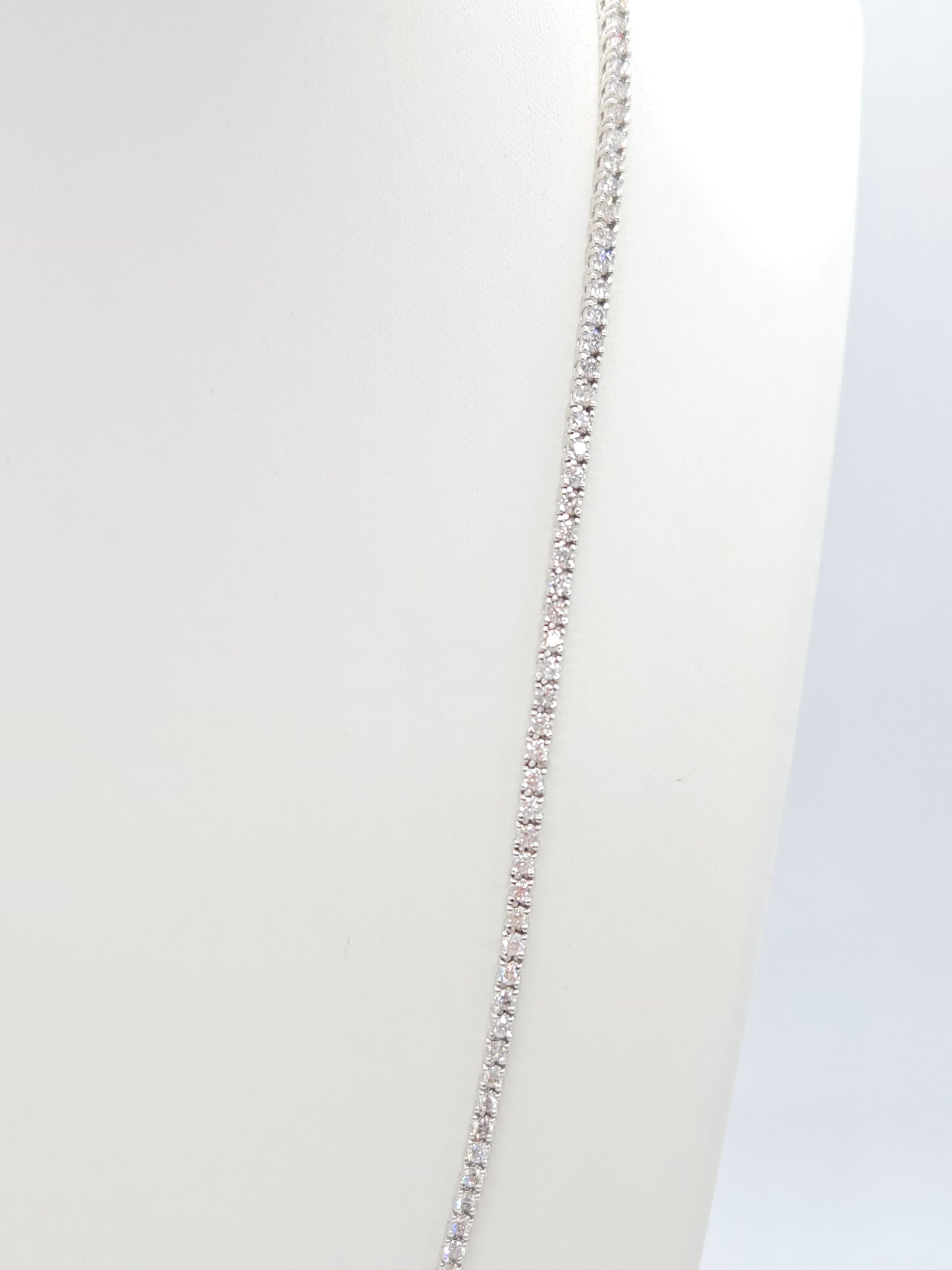 8.91 Carat Natural Round Brilliant Cut Diamond Tennis Necklace 14 Karat White Gold 22''