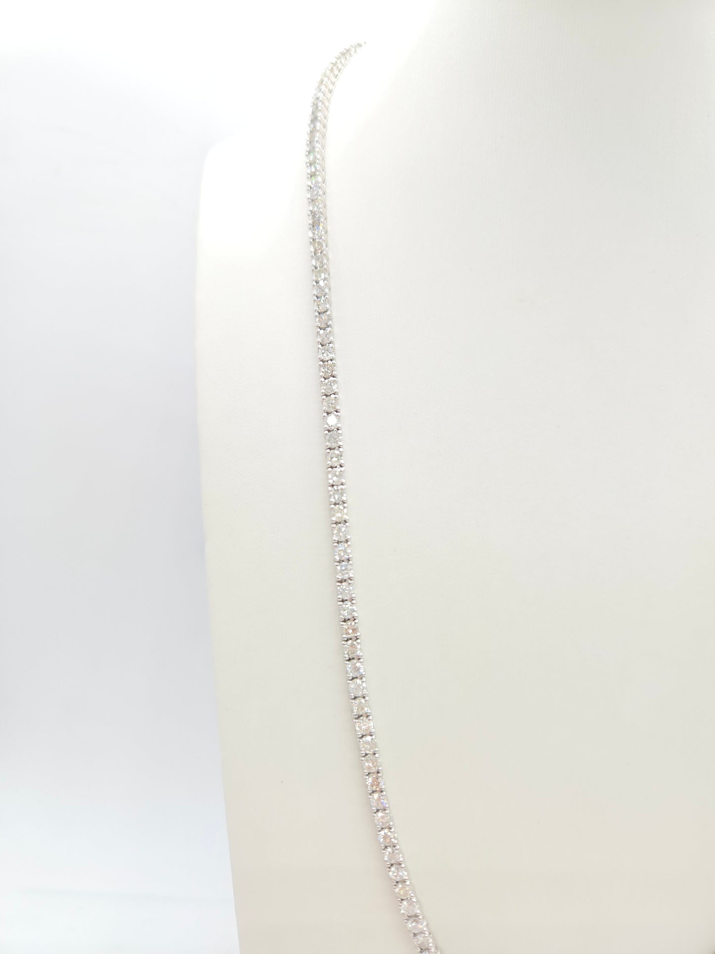 15.15 Carat Natural Round Brilliant Cut Diamond Tennis Necklace 14 Karat White Gold 22''