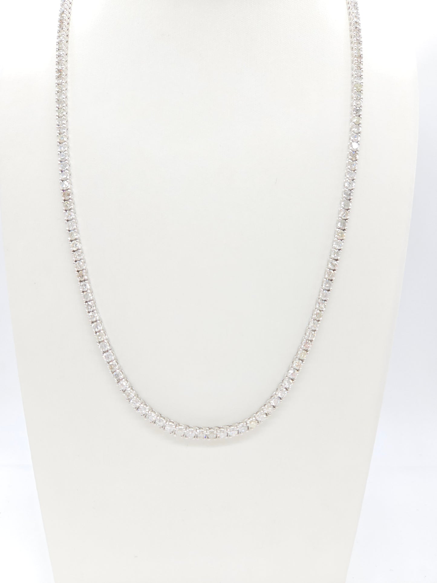 15.15 Carat Natural Round Brilliant Cut Diamond Tennis Necklace 14 Karat White Gold 22''