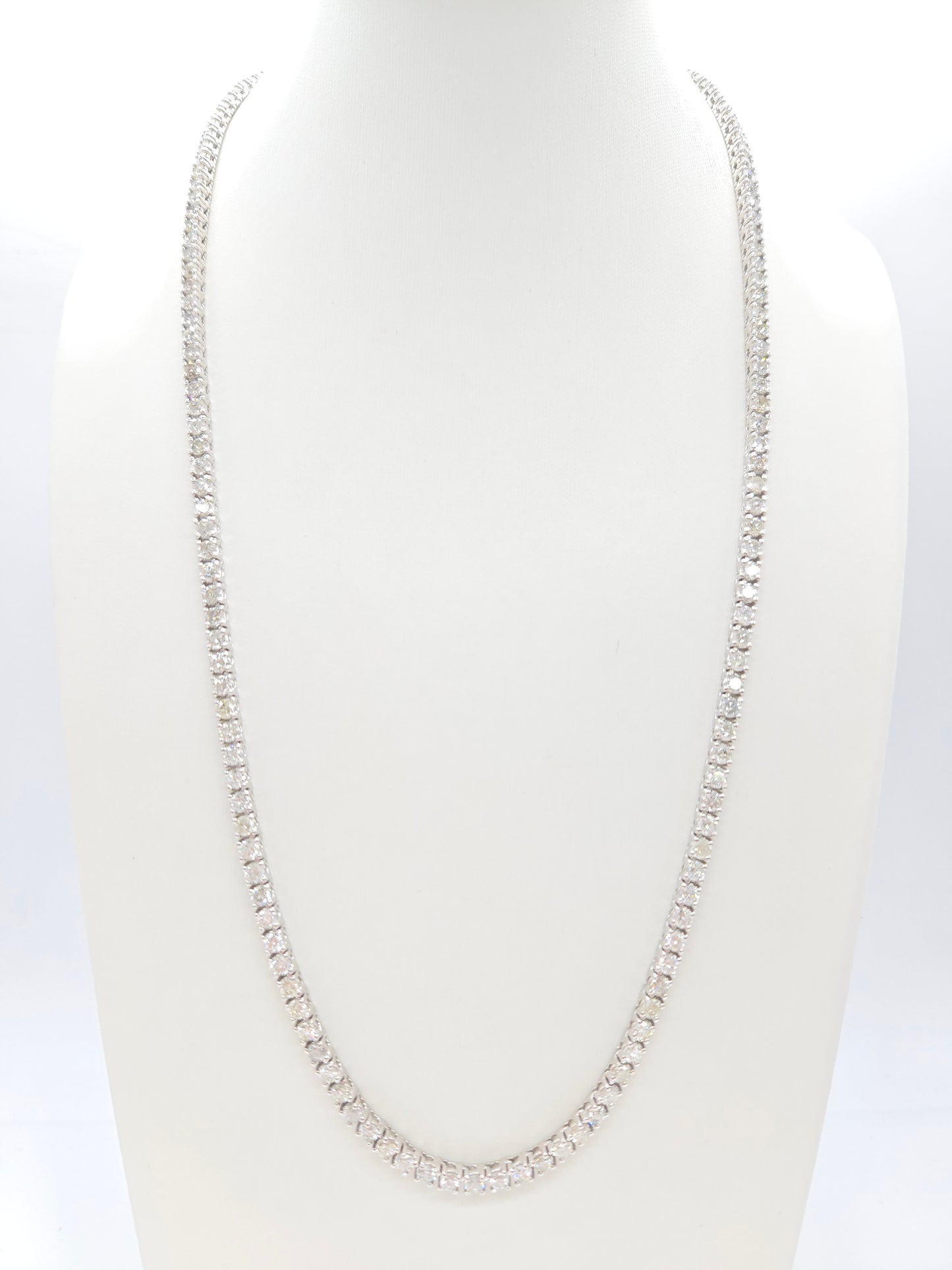 16.40 Carat Natural Round Brilliant Cut Diamond Tennis Necklace 14 Karat White Gold 22''