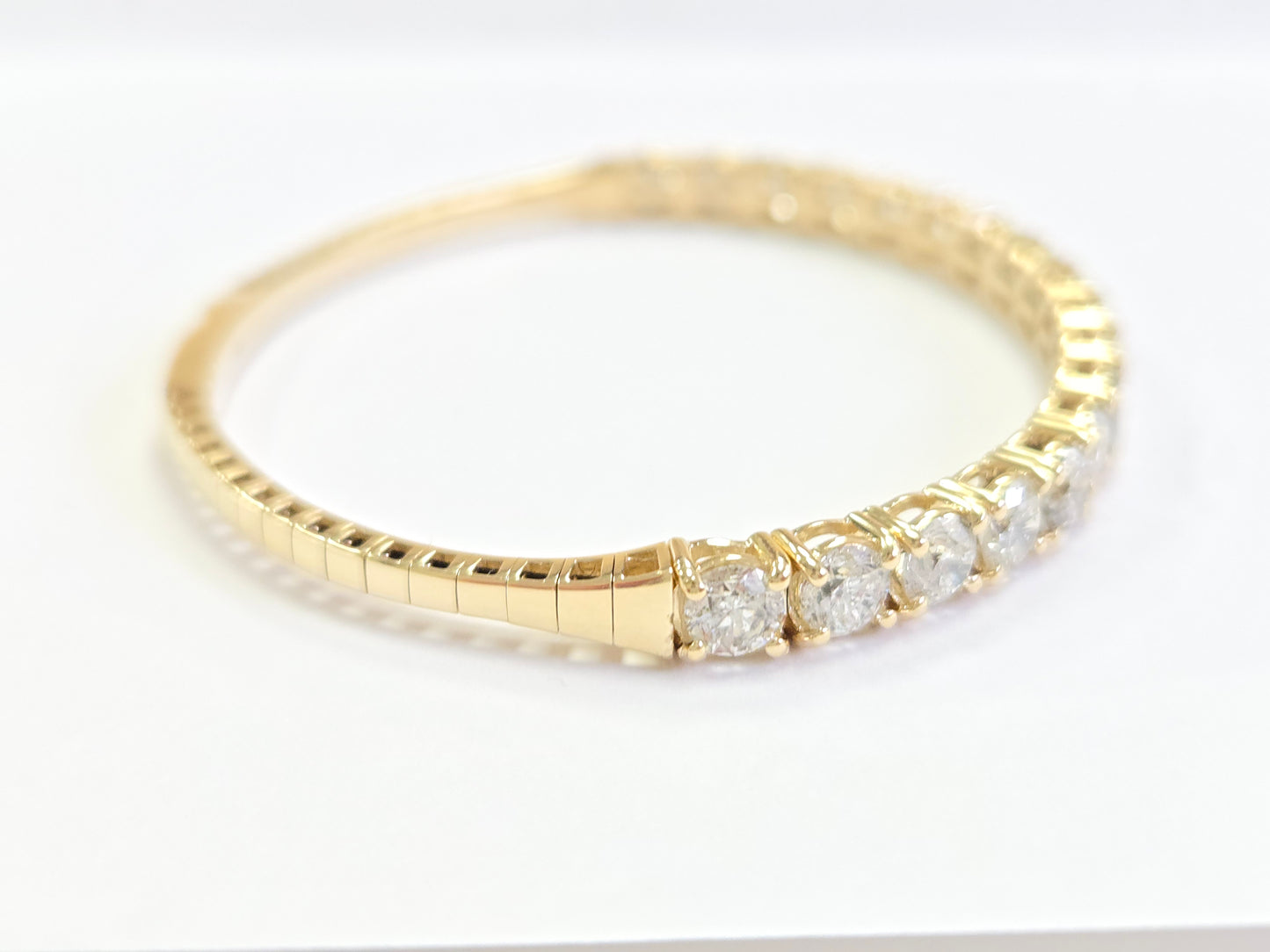 7.12 Carat Flexible Bangle Natural Diamond Yellow Gold 14 Karat