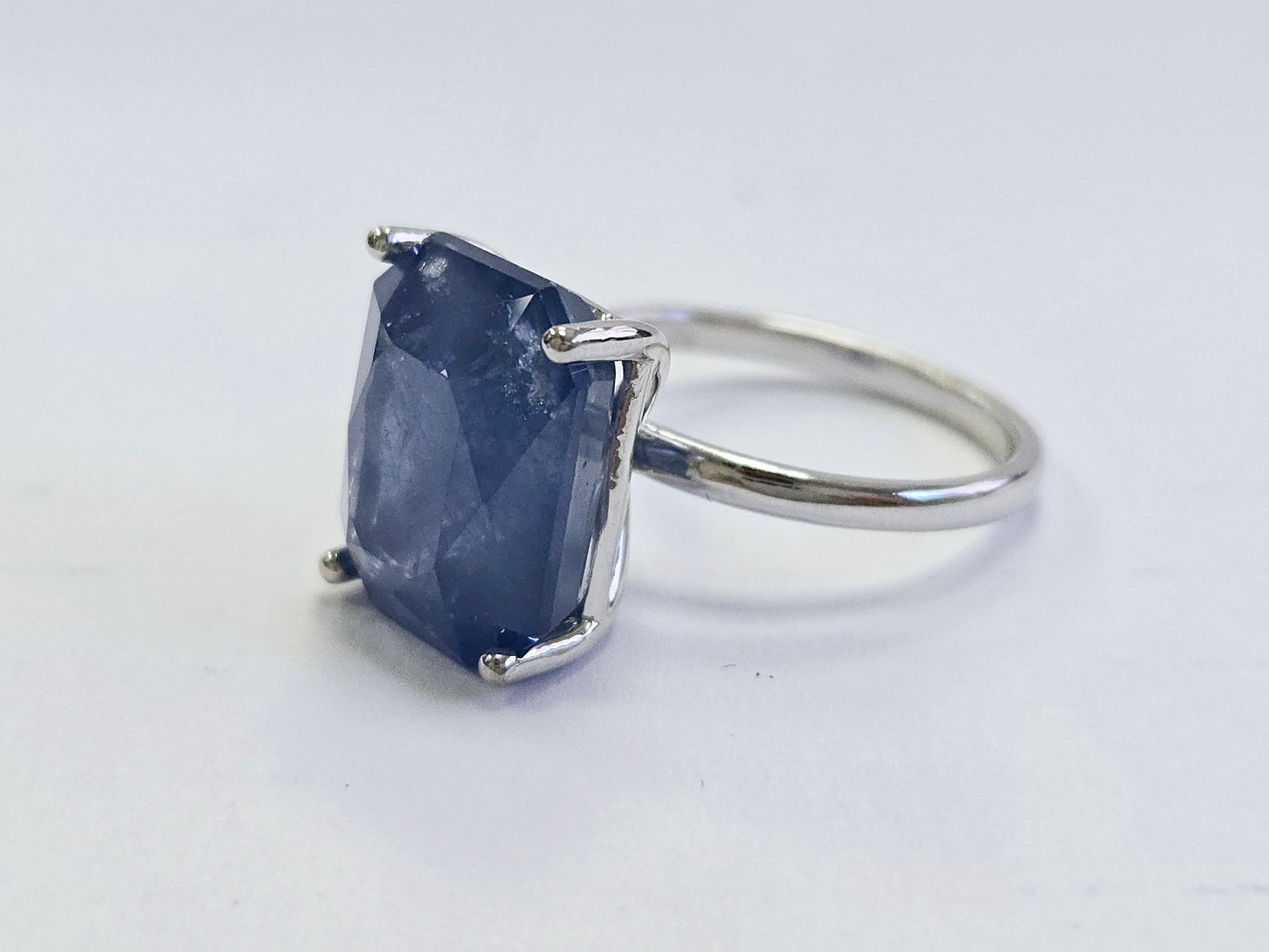 13.33 Carats Radiant Cut Natural Sapphire Ring 14 Karat White Gold