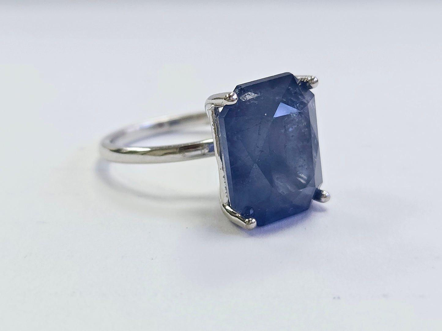 13.33 Carats Radiant Cut Natural Sapphire Ring 14 Karat White Gold