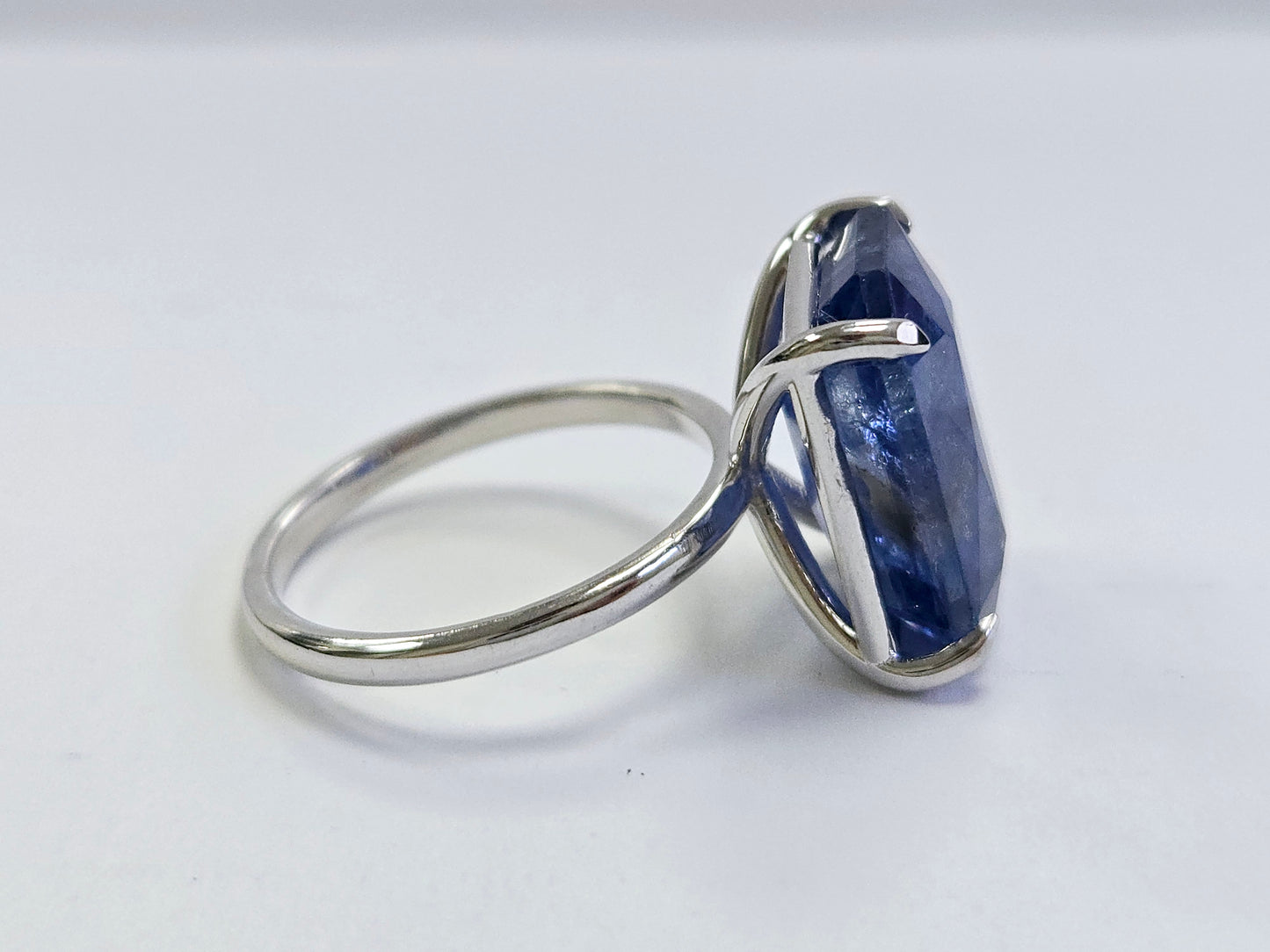 12.34 Carats Radiant Cut Natural Sapphire Ring 14 Karat White Gold