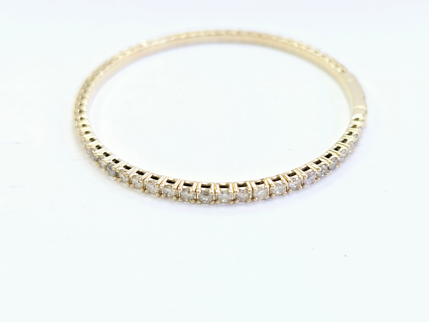 2.82 Carat Flexible Bangle Natural Diamond Yellow Gold 14 Karat