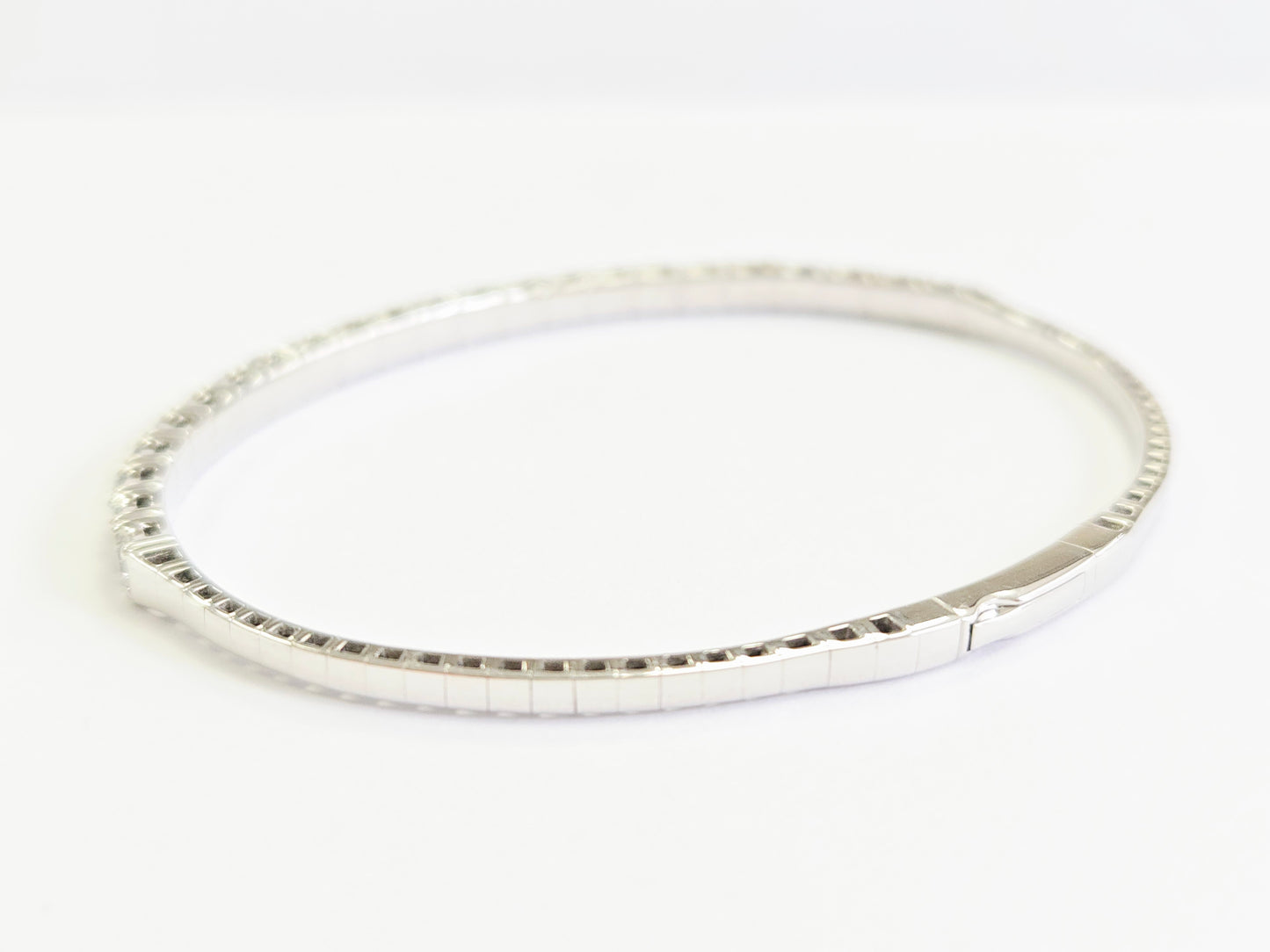 3.70 Carat Natural Diamond Flexible Bangle White Gold 14 Karat