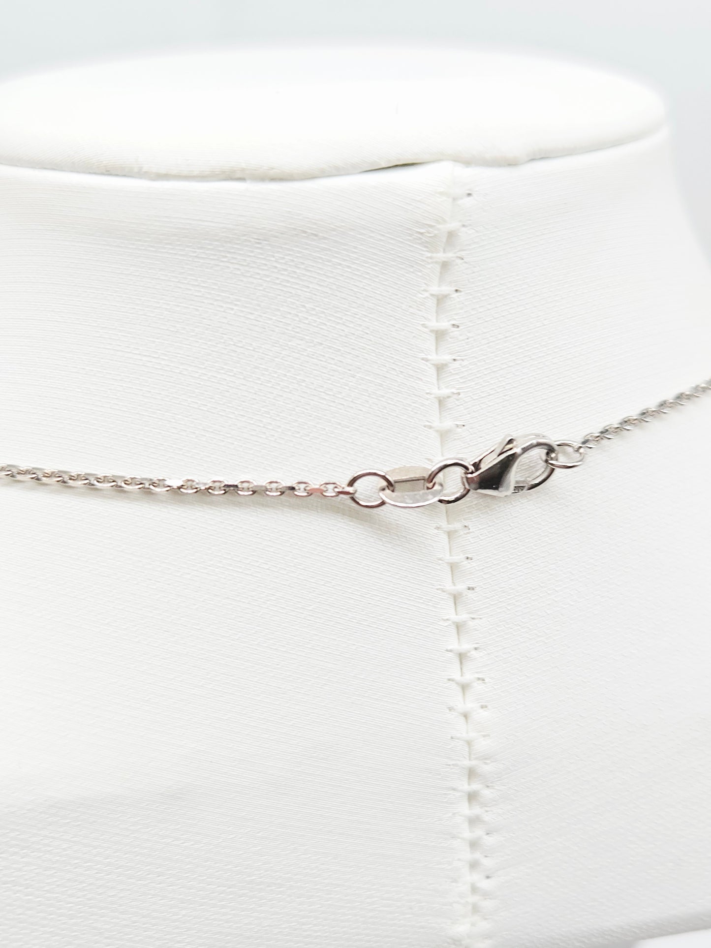 0.82 Carat Diamond Mini Illusion Necklace 14 Karat White Gold 18''