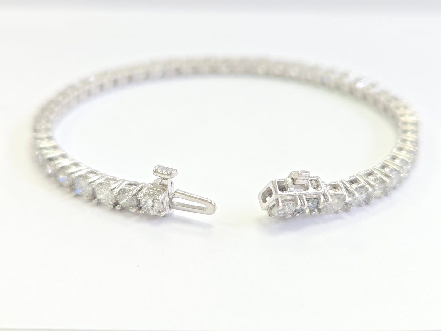 8.53 Carat Natural Diamond Tennis Bracelet 14 Karat White Gold