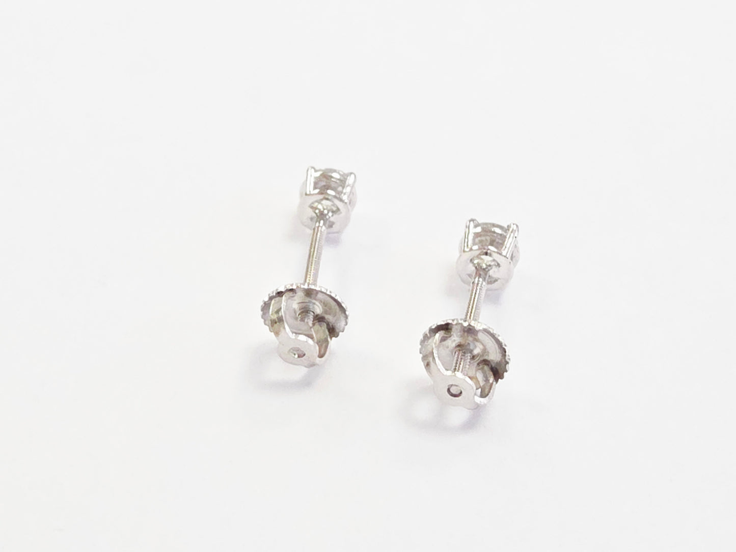0.46 Carats Natural Diamond Round Shape Studs 14 Karat White Gold