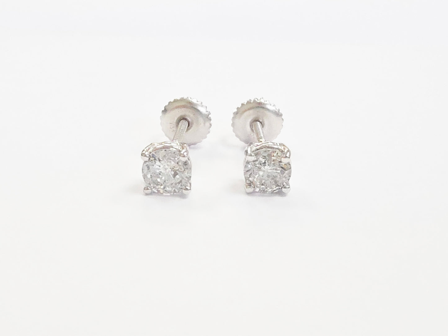 0.73 Carats Natural Diamond Round Shape Studs 14 Karat White Gold