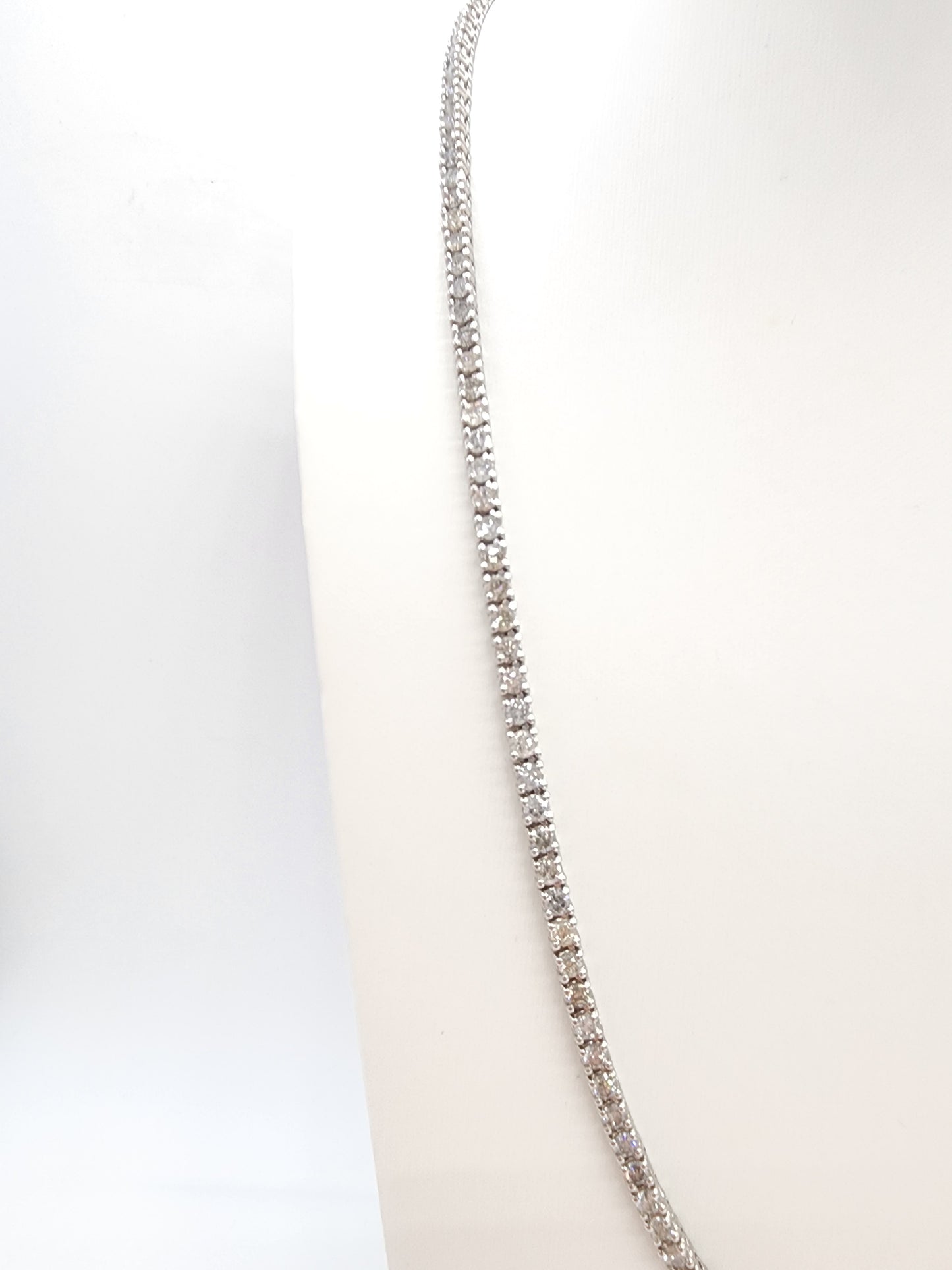 15.65 Carat Round Brilliant Cut Diamond Tennis Necklace 14 Karat White Gold 22''