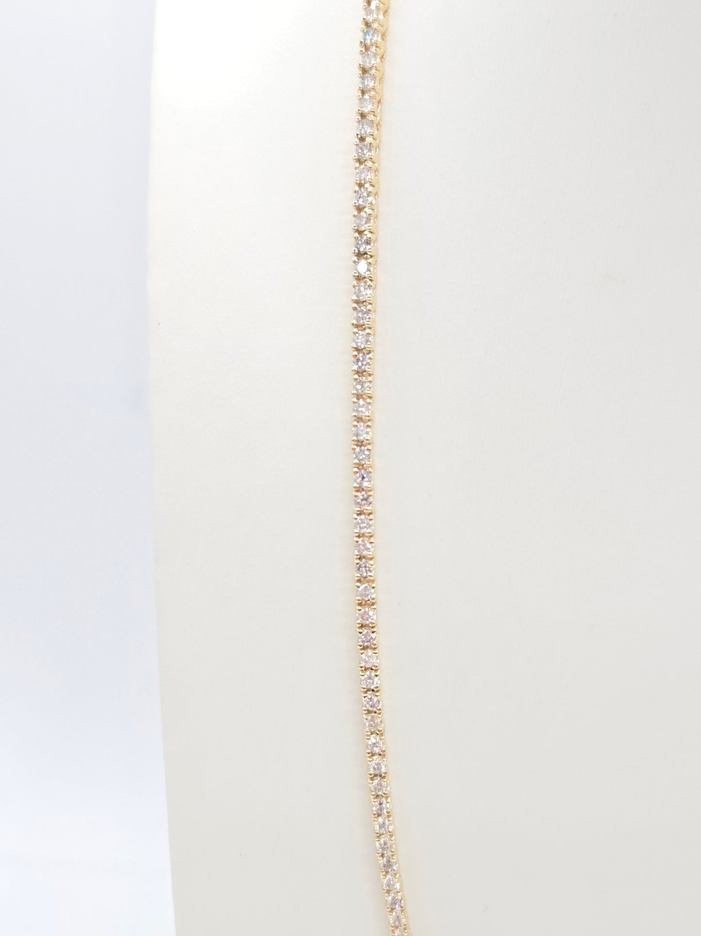 8.84 Carat Round Natural Diamond Tennis Necklace 14 Karat Yellow Gold 22''