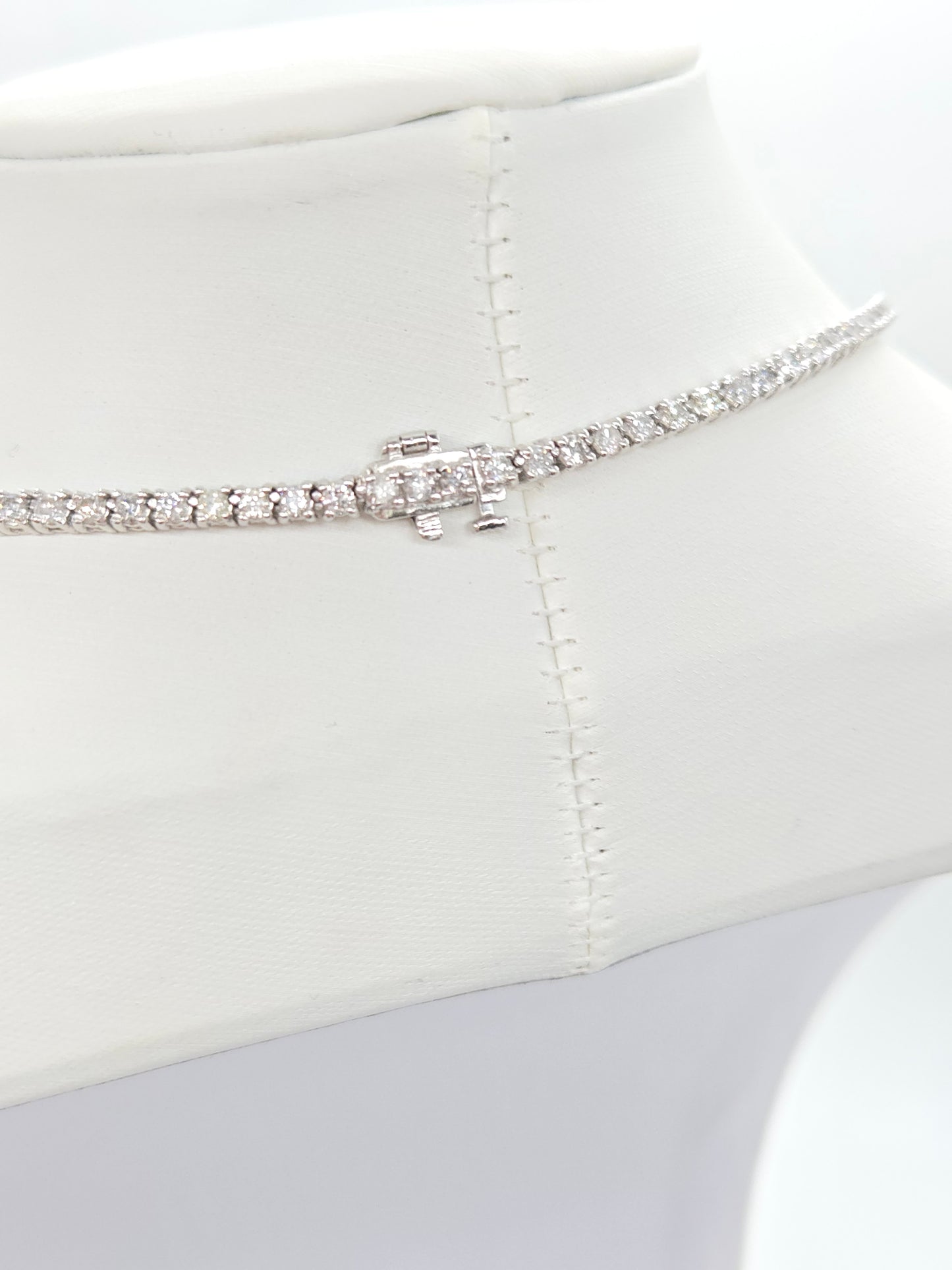 8.91 Carat Natural Round Brilliant Cut Diamond Tennis Necklace 14 Karat White Gold 22''