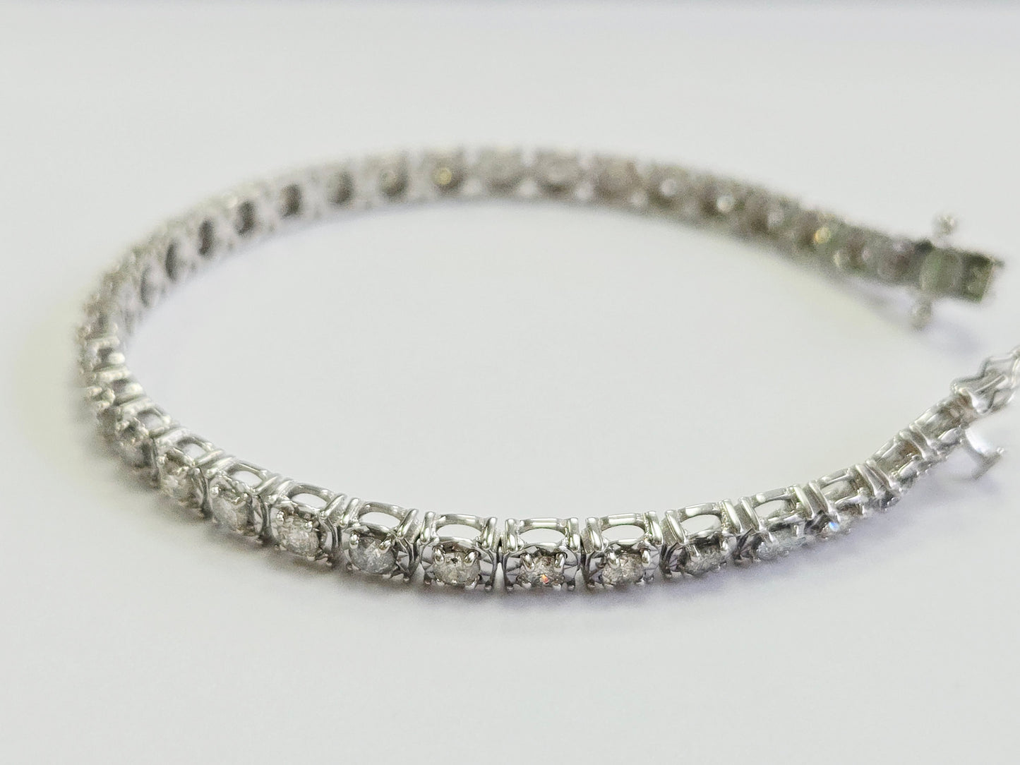 3.64 Carats Diamond Illusion Tennis Bracelet 14 Karat White Gold