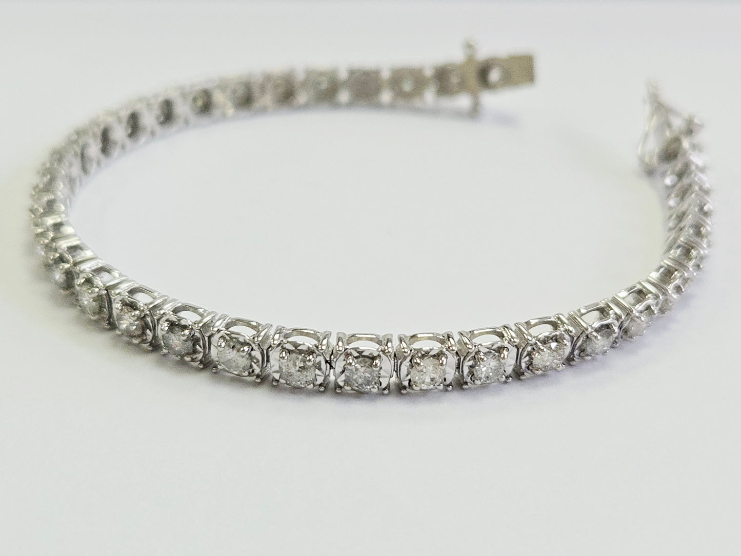 3.64 Carats Diamond Illusion Tennis Bracelet 14 Karat White Gold