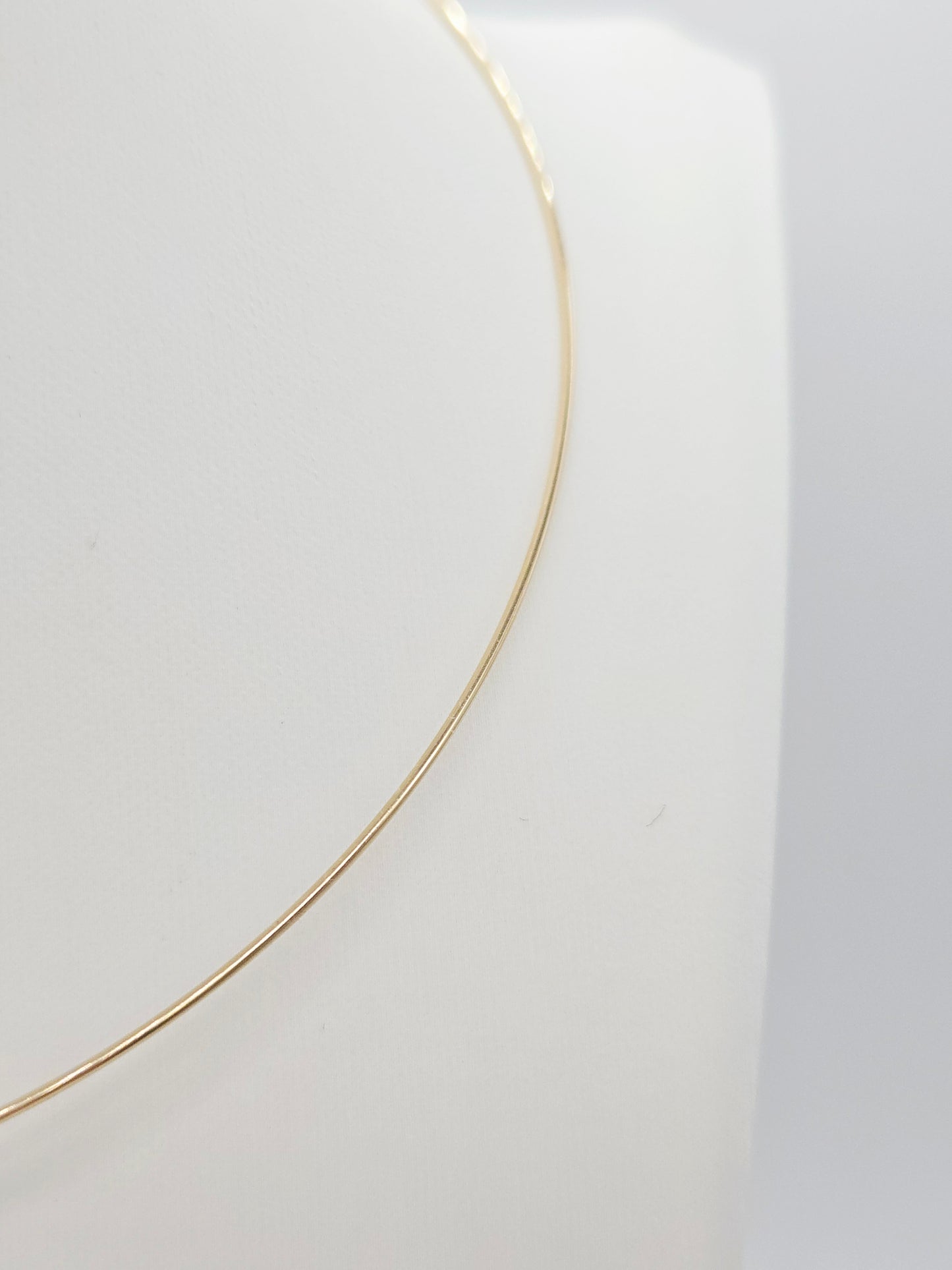 Elegant 14K Yellow Gold Choker Necklace – 16 Inch