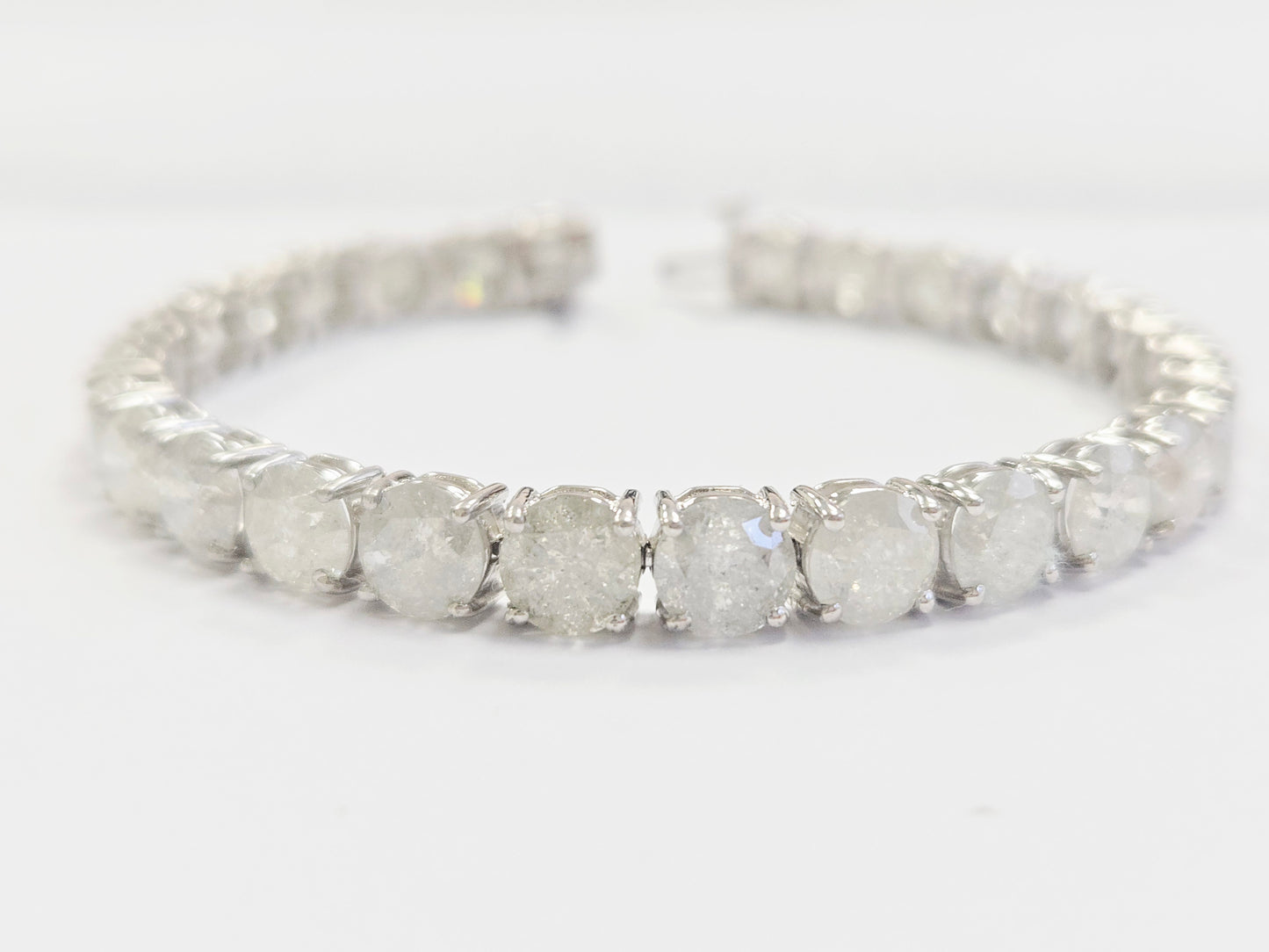 29.50 Carat Natural Diamond Tennis Bracelet 14 Karat White Gold