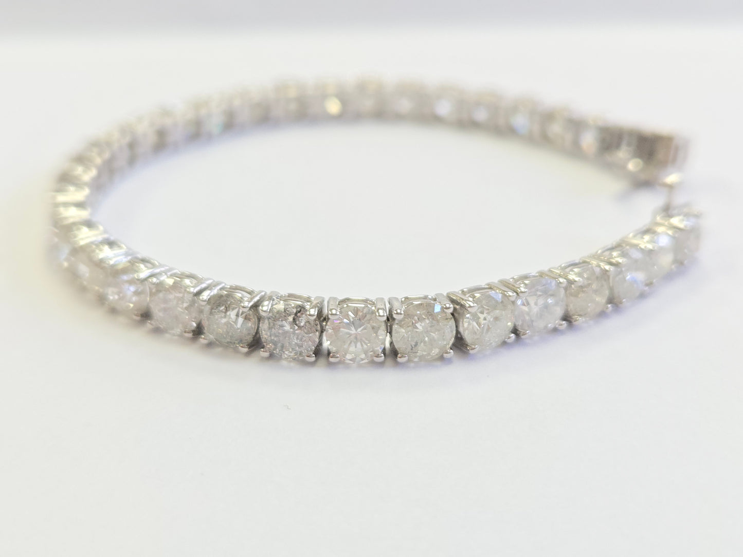 18.75 Carat Natural Diamond Tennis Bracelet 14 Karat White Gold