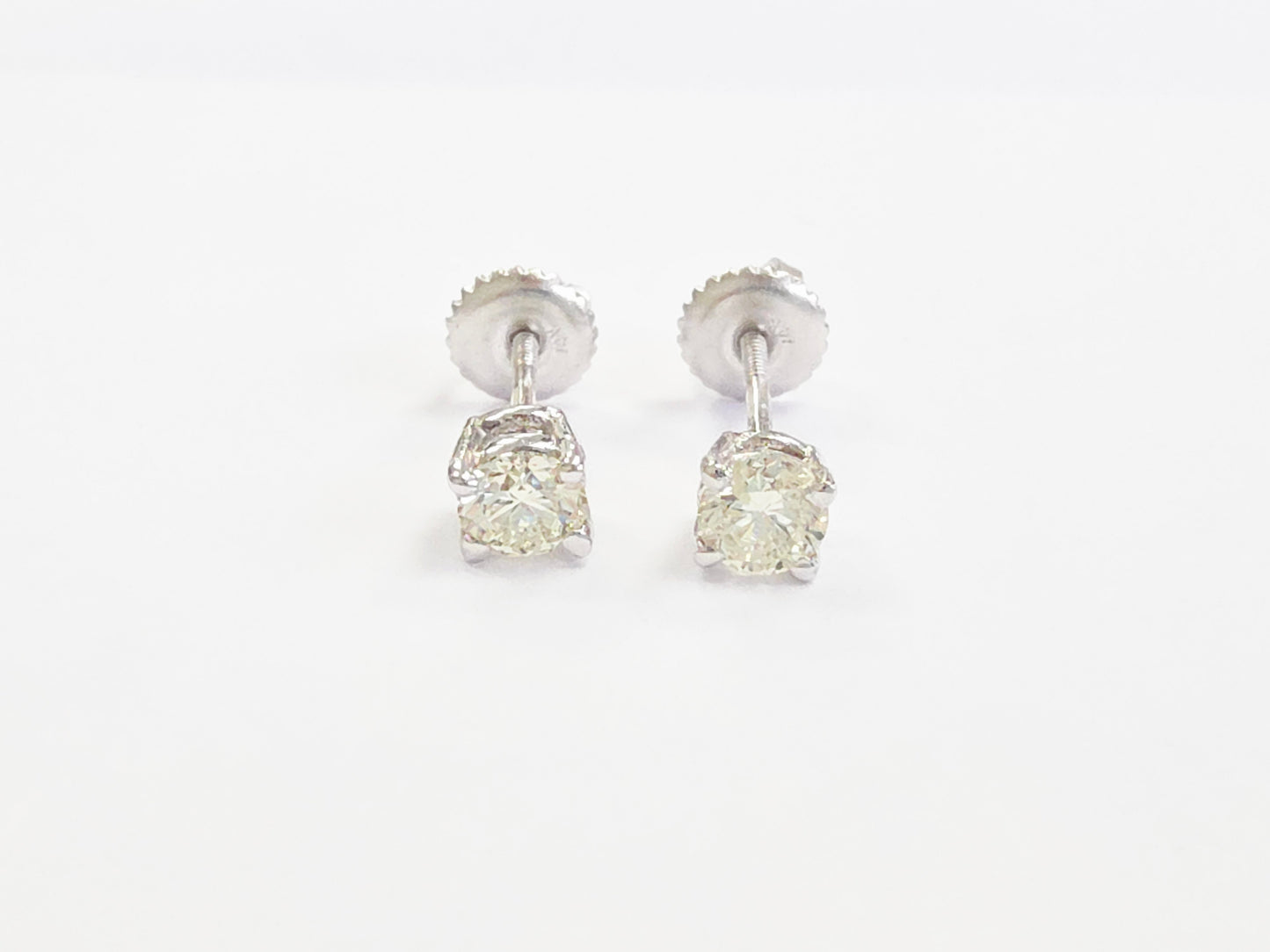 0.58 Carats Natural Diamond Round Shape Studs 14 Karat White Gold