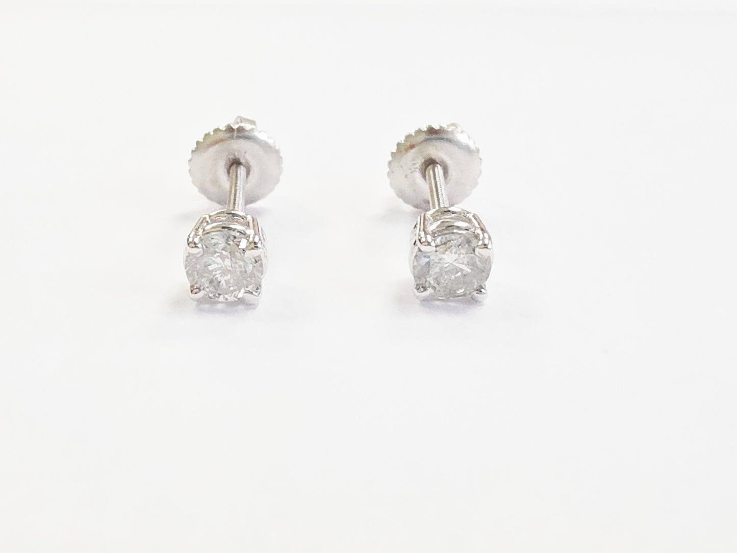 0.46 Carats Natural Diamond Round Shape Studs 14 Karat White Gold