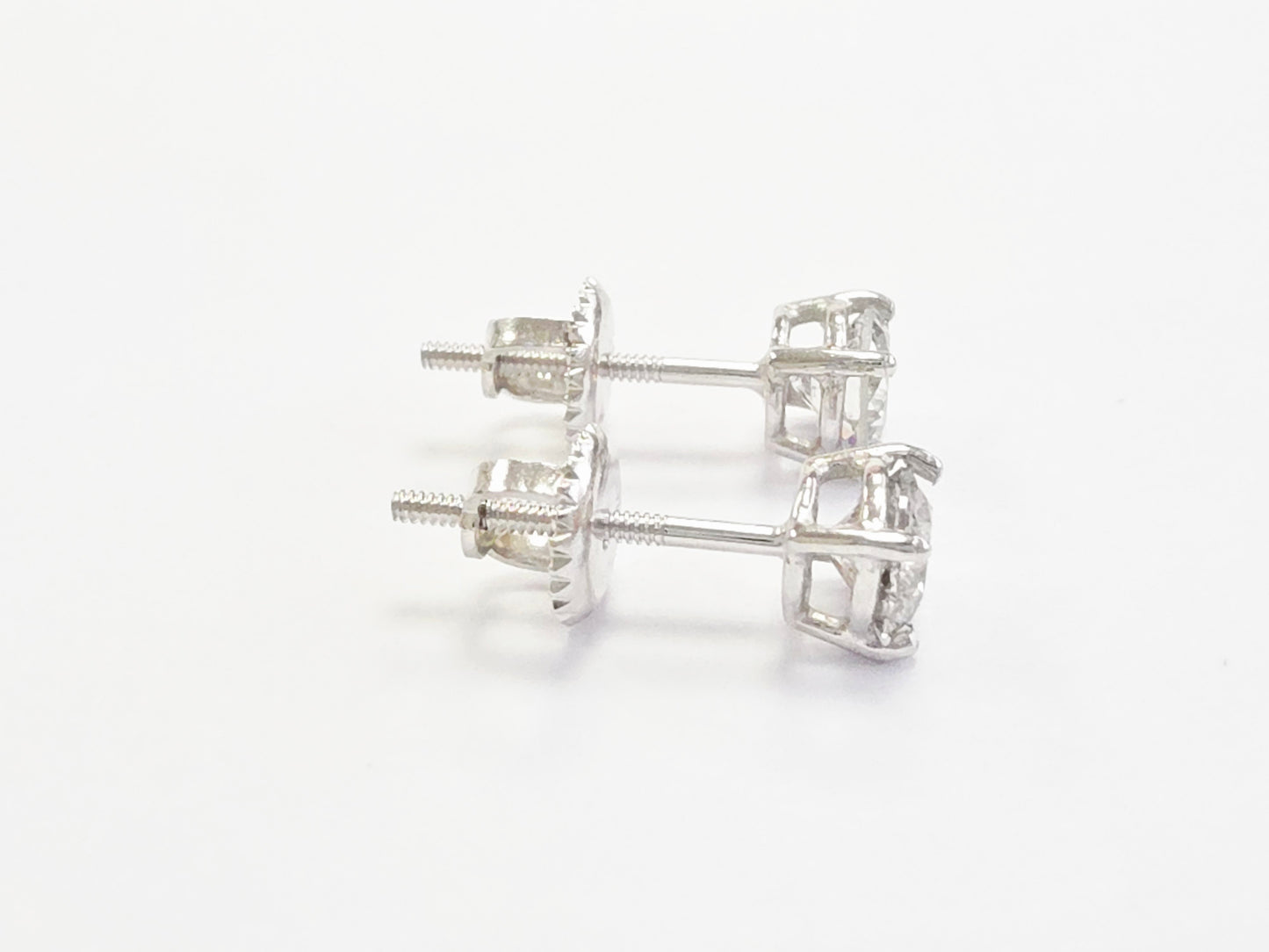 0.87 Carats Natural Diamond Round Shape Studs 14 Karat White Gold