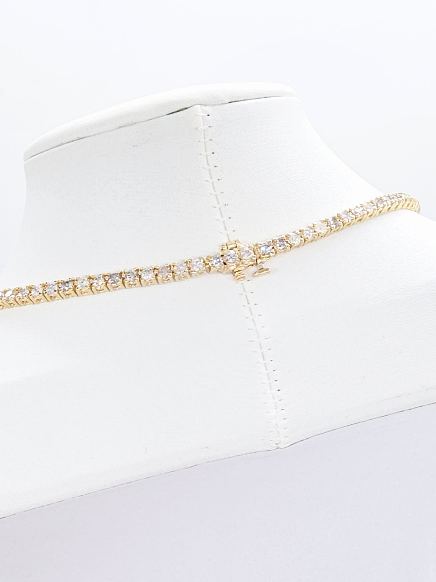 11.07 Carat Natural Diamond Tennis Necklace in 14K Yellow Gold 18"