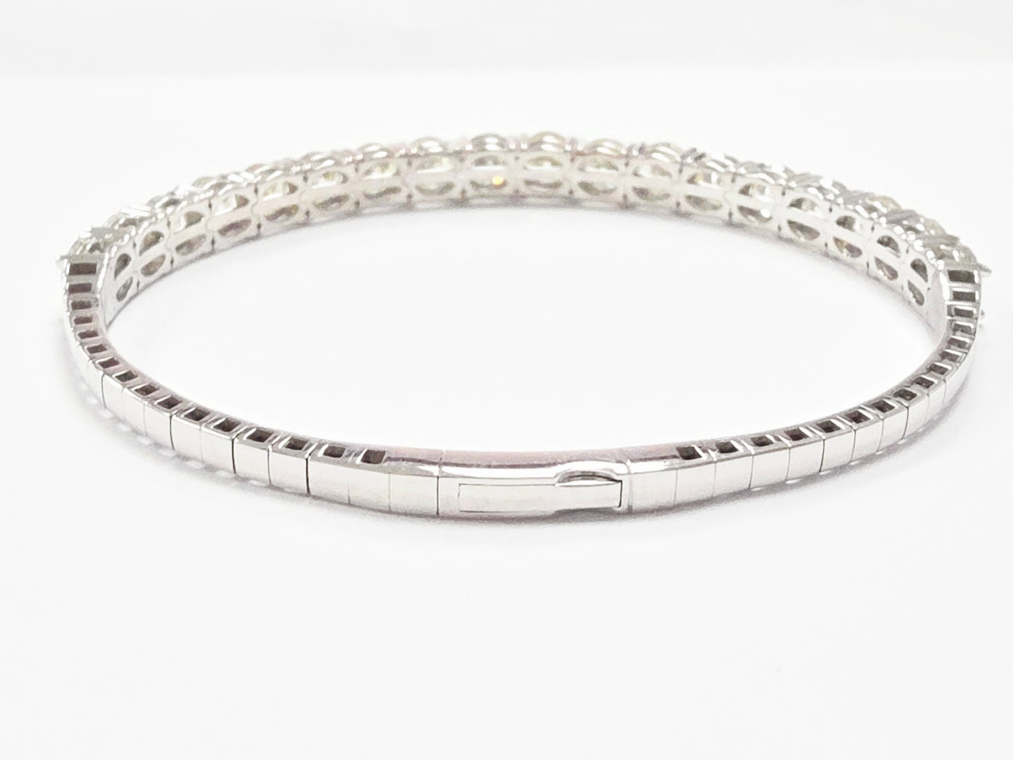 10.45 Carat Natural Diamond Flexible Bangle White Gold 14 Karat