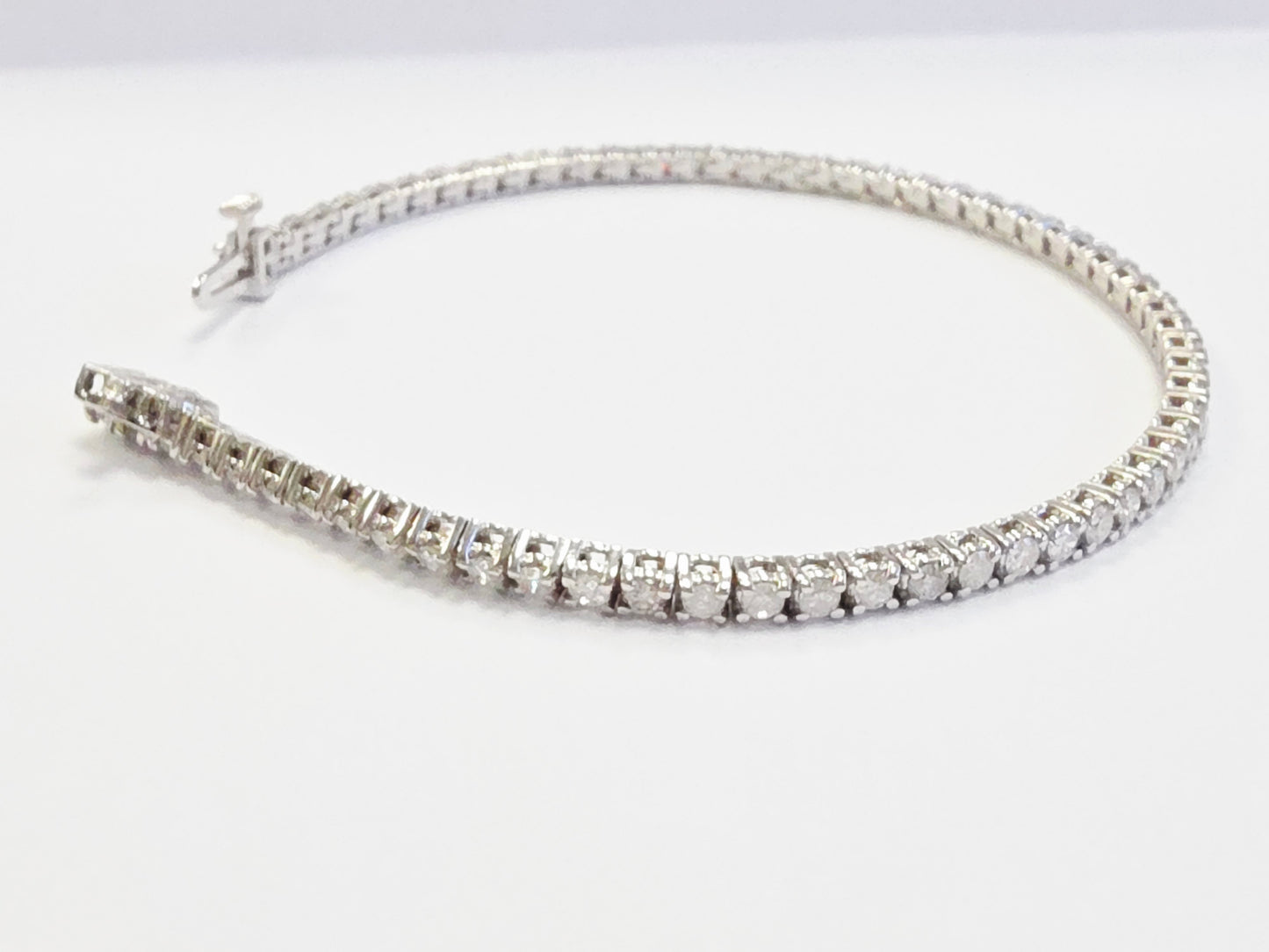 2.70 Carat Natural Diamond Tennis Bracelet 14 Karat White Gold