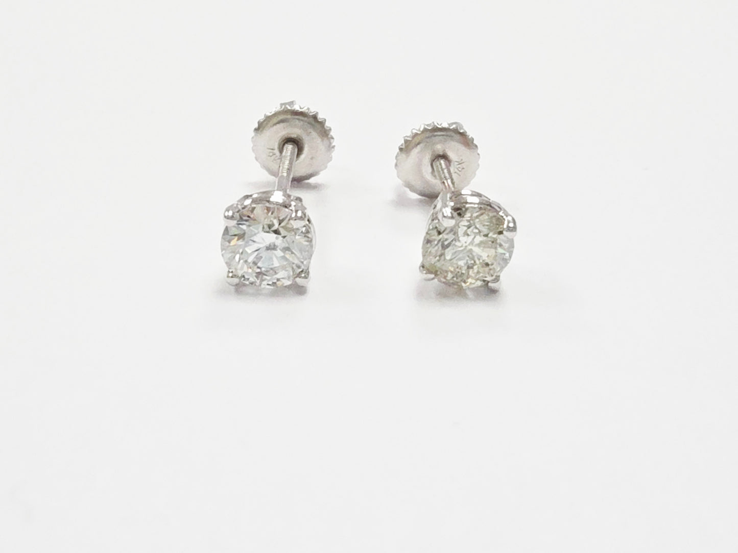 1.18 Carats Natural Diamond Round Shape Studs 14 Karat White Gold
