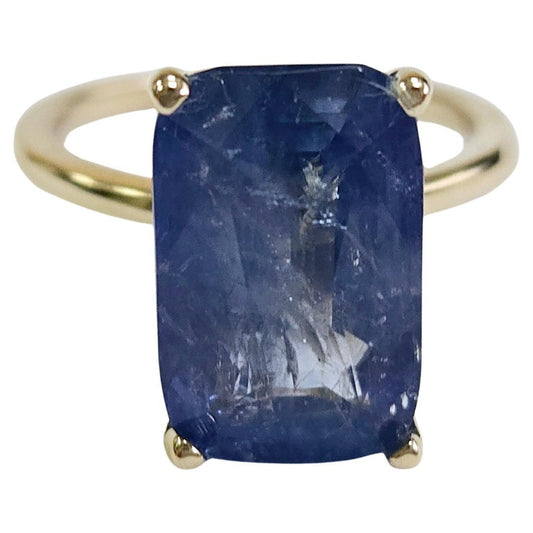7.70 Carats Emerald Cut Natural Sapphire Ring 14 Karat Yellow Gold